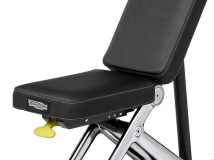 Силовая стойка со скамьей TECHNOGYM Power Personal Excellence с набором грифов, дисков и аксессуарами (алюминий)